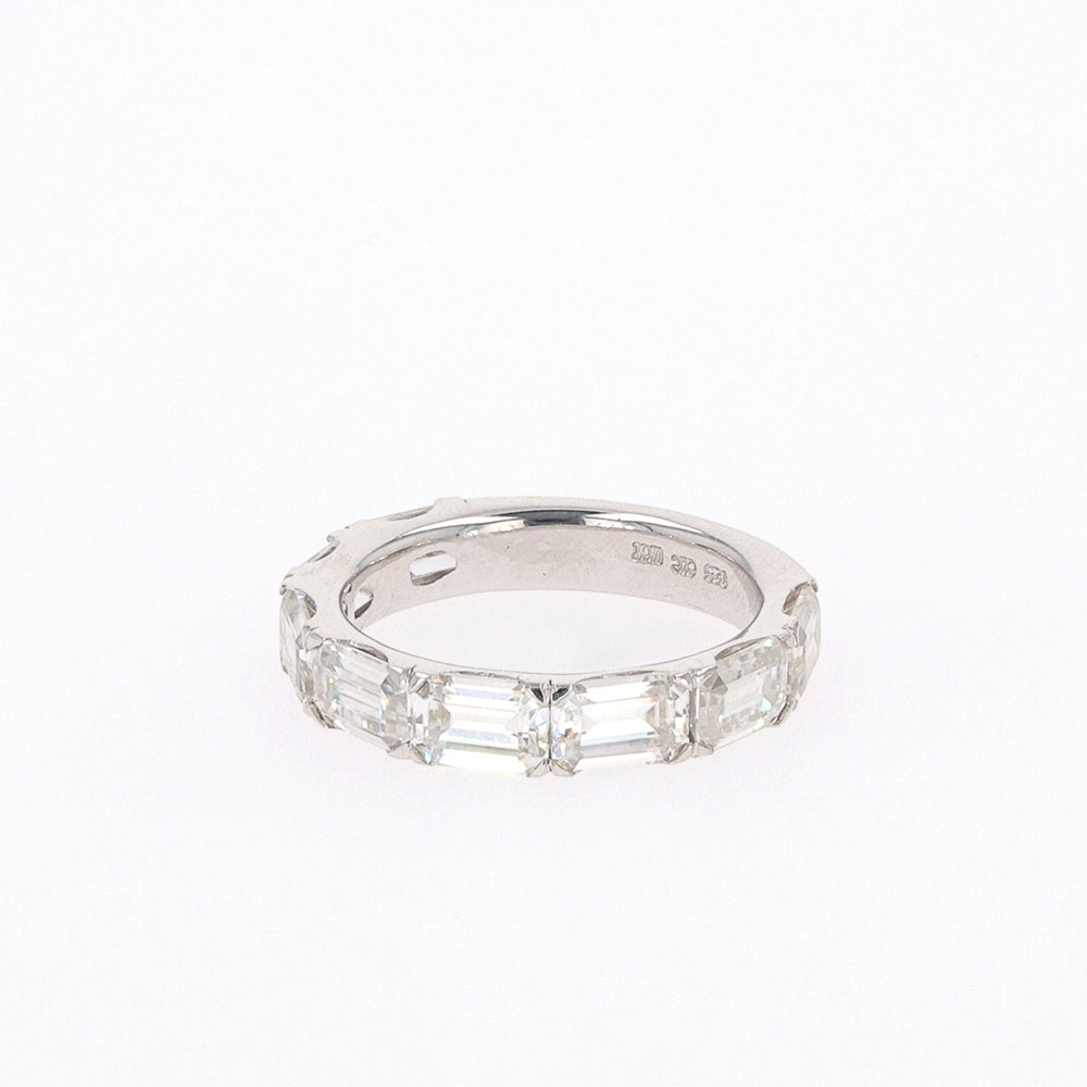 4.64 CTW DEW Emerald Moissanite Shared-Prong Band in Sterling Silver