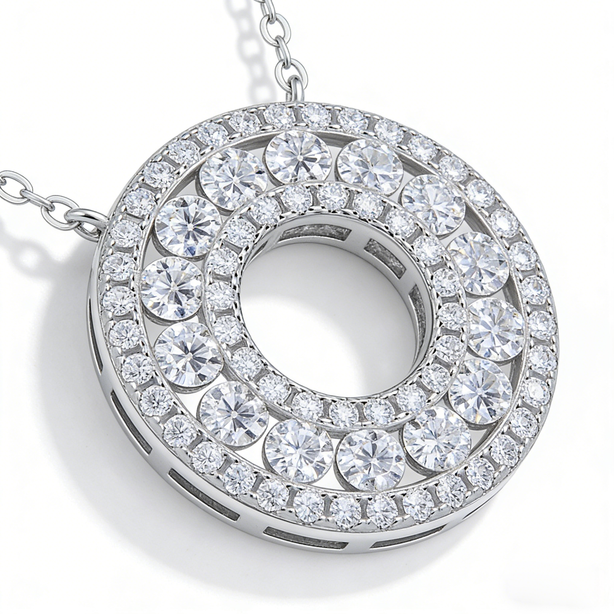 S925 Sterling Silver Circle Moissanite Pendant Necklace – GRA Certified