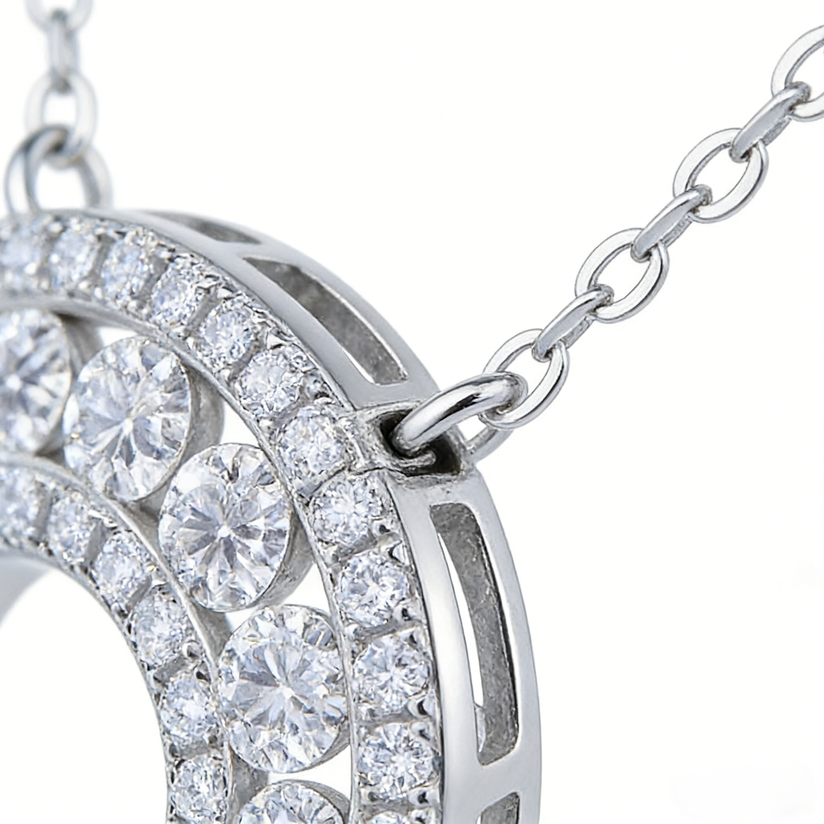 S925 Sterling Silver Circle Moissanite Pendant Necklace – GRA Certified